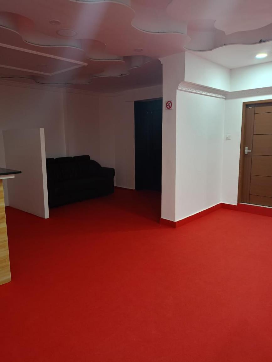 Pearl Residency Hotel Ayoor ภายนอก รูปภาพ